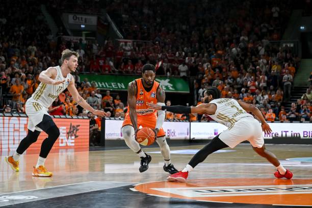 的淘汰赛奠 的淘汰赛奠