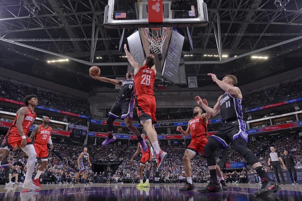 更是两队战 更是两队战