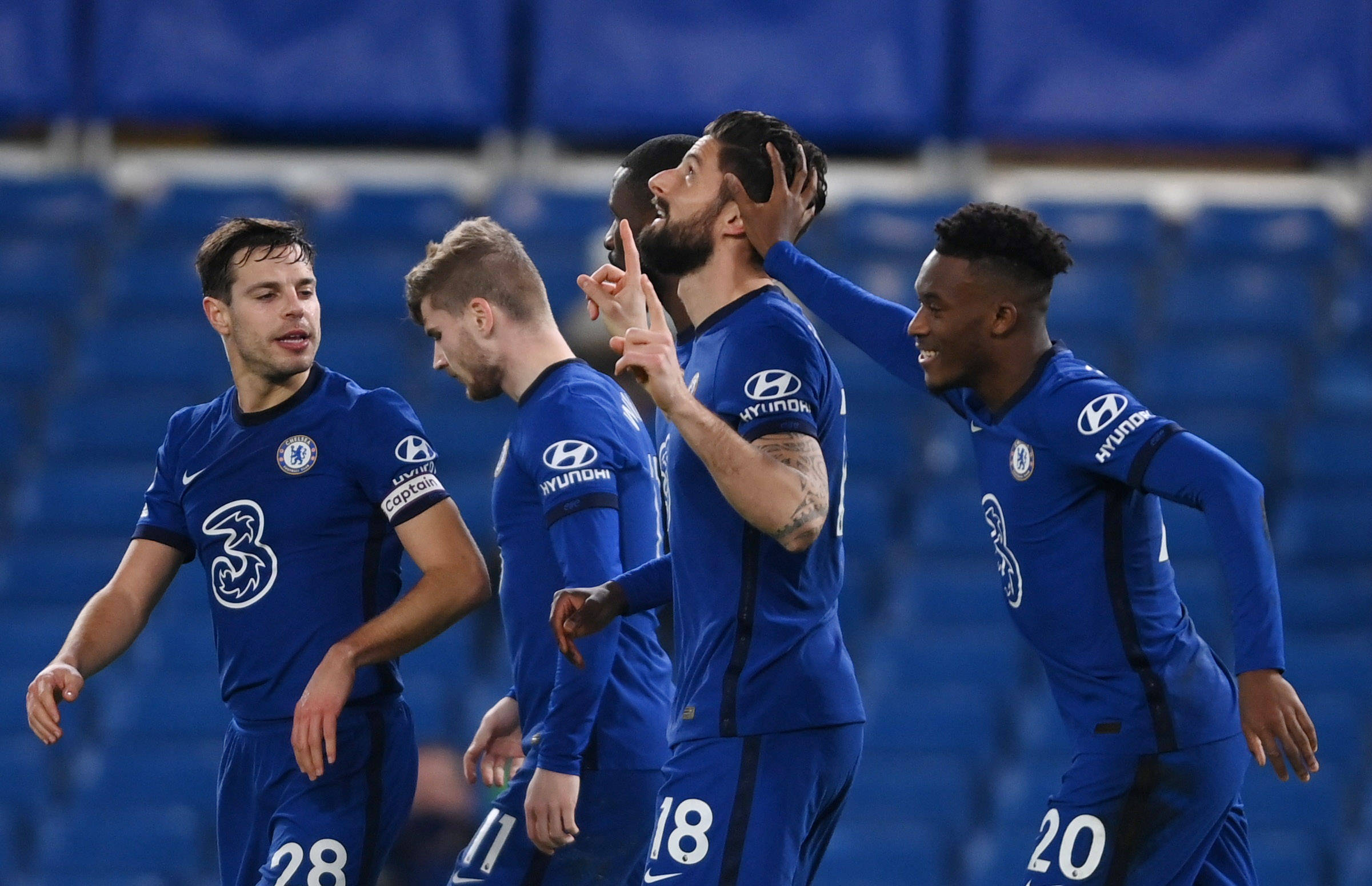 仅靠个别球 仅靠个别球