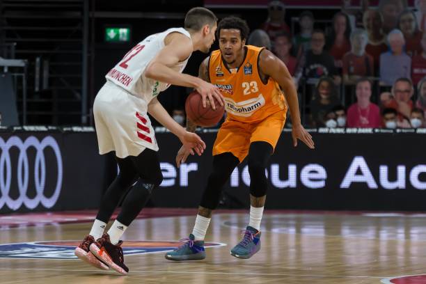 大的舞台展 大的舞台展