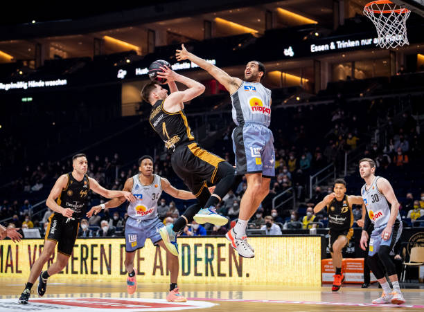 赛事经过 赛事经过