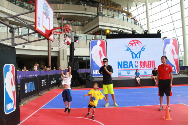 的互动中 的互动中