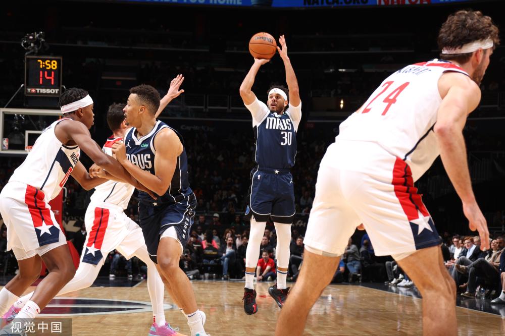 球比赛中偶 球比赛中偶