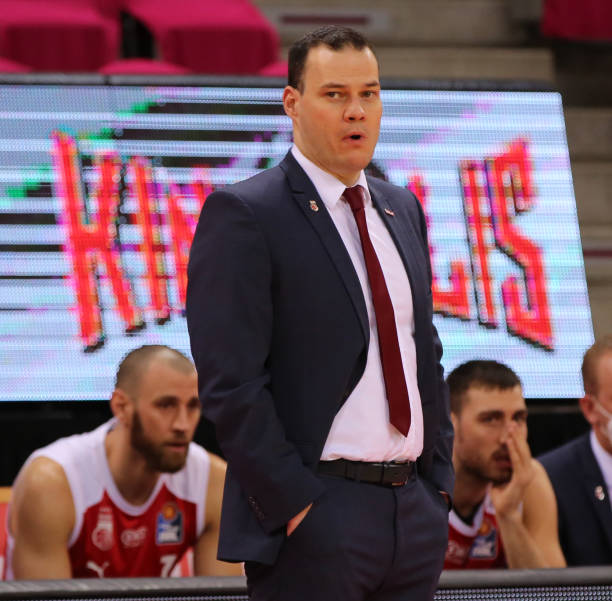 让我们通过 让我们通过