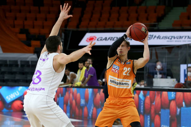 赛气氛进一 赛气氛进一